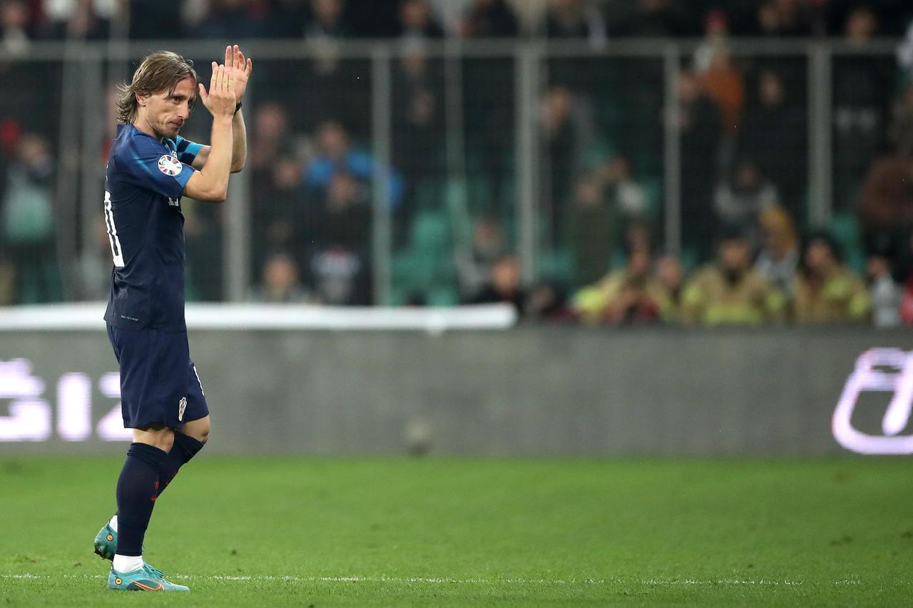 Crvena zvezda svladala Gent 2:1 u tre?em kolu skupine L Europske lige