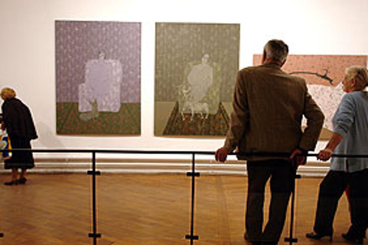 Grafike Marije Ujević Galetović izazivaju zanimanje posjetitelja naviklih na njene skulpture