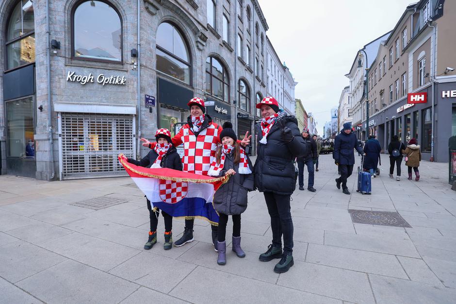 Oslo:  Navijači iz Velike Gorice prvi su započeli s navijanjem
