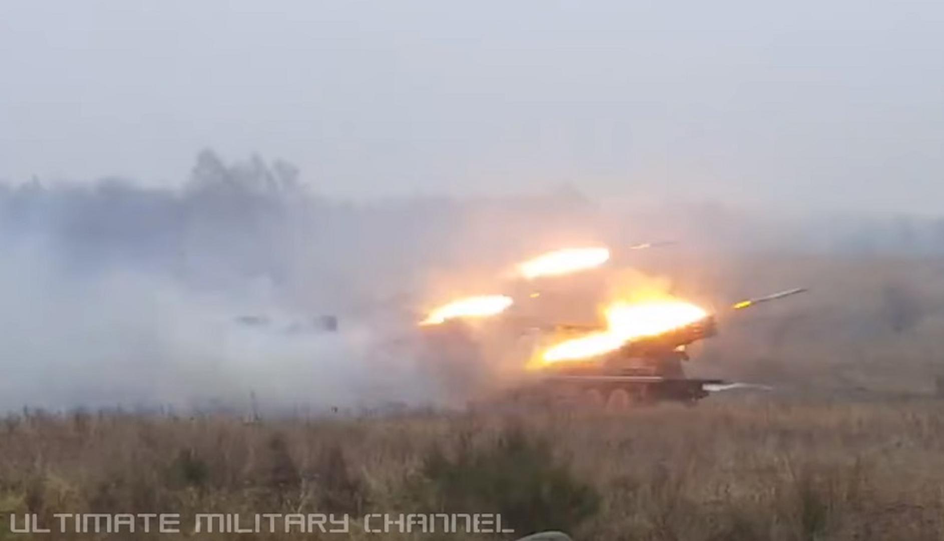 Hrvatski vojnici izveli su u Poljskoj, na poligonu Bemowo Piskie, vježbu gađanja višecijevnim bacačima raketa sustava M-92 Vulkan. 