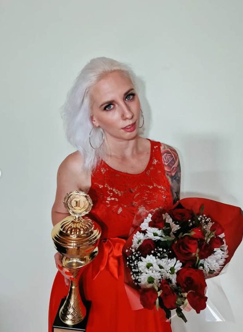 Za pobjedu na europskom natjecanju u seksu dobila je gotovo milijun eura, odnosno 995 tisuća eura, prenosili su mediji. 