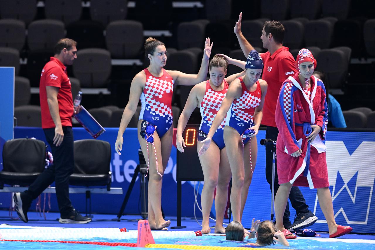 Europsko prvenstvo u vaterpolu za žene, Grčka - Hrvatska