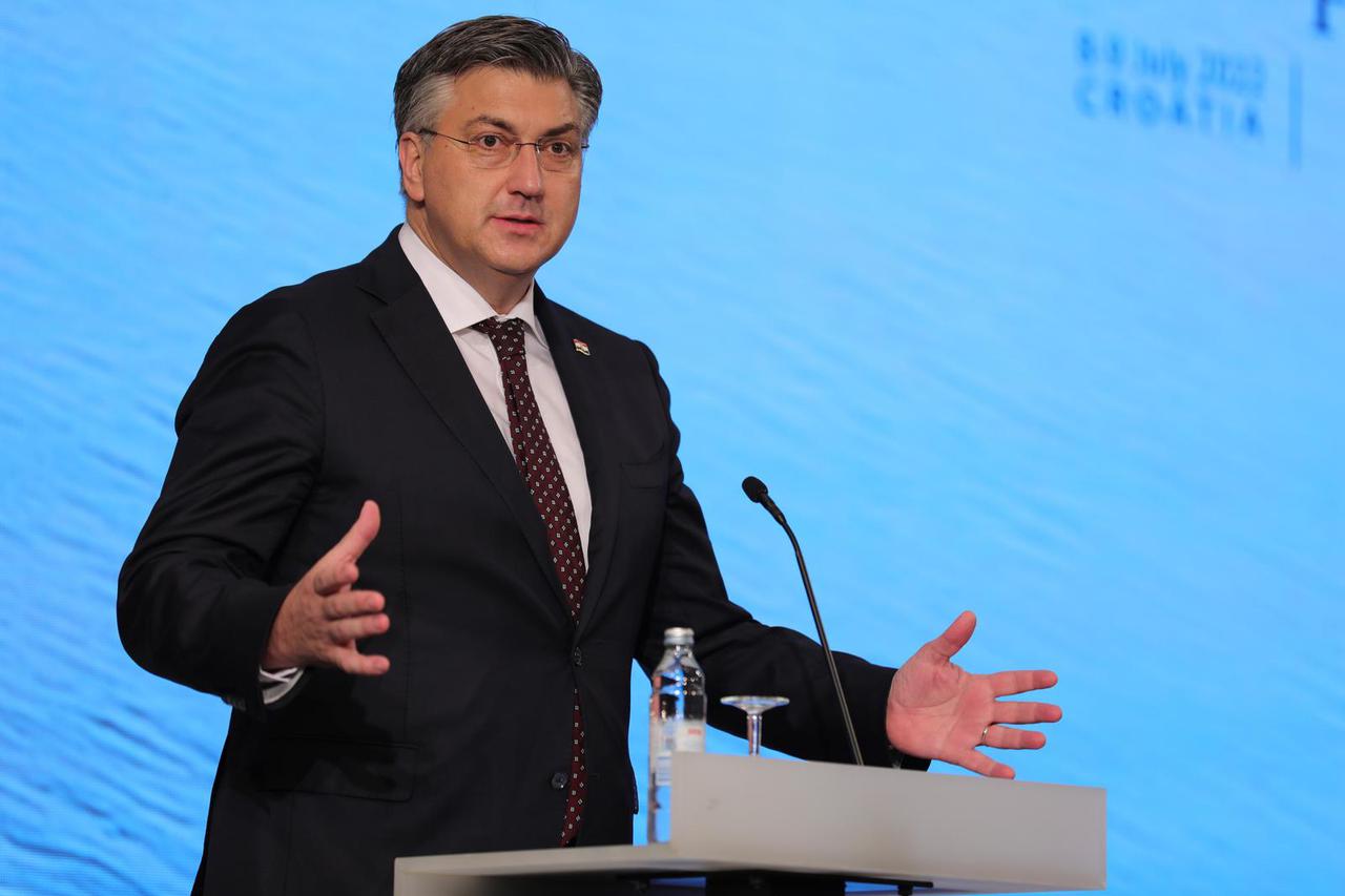 Premijer Andrej Plenković na otvorenju međunarodne konferencije Dubrovnik Forum 2022.