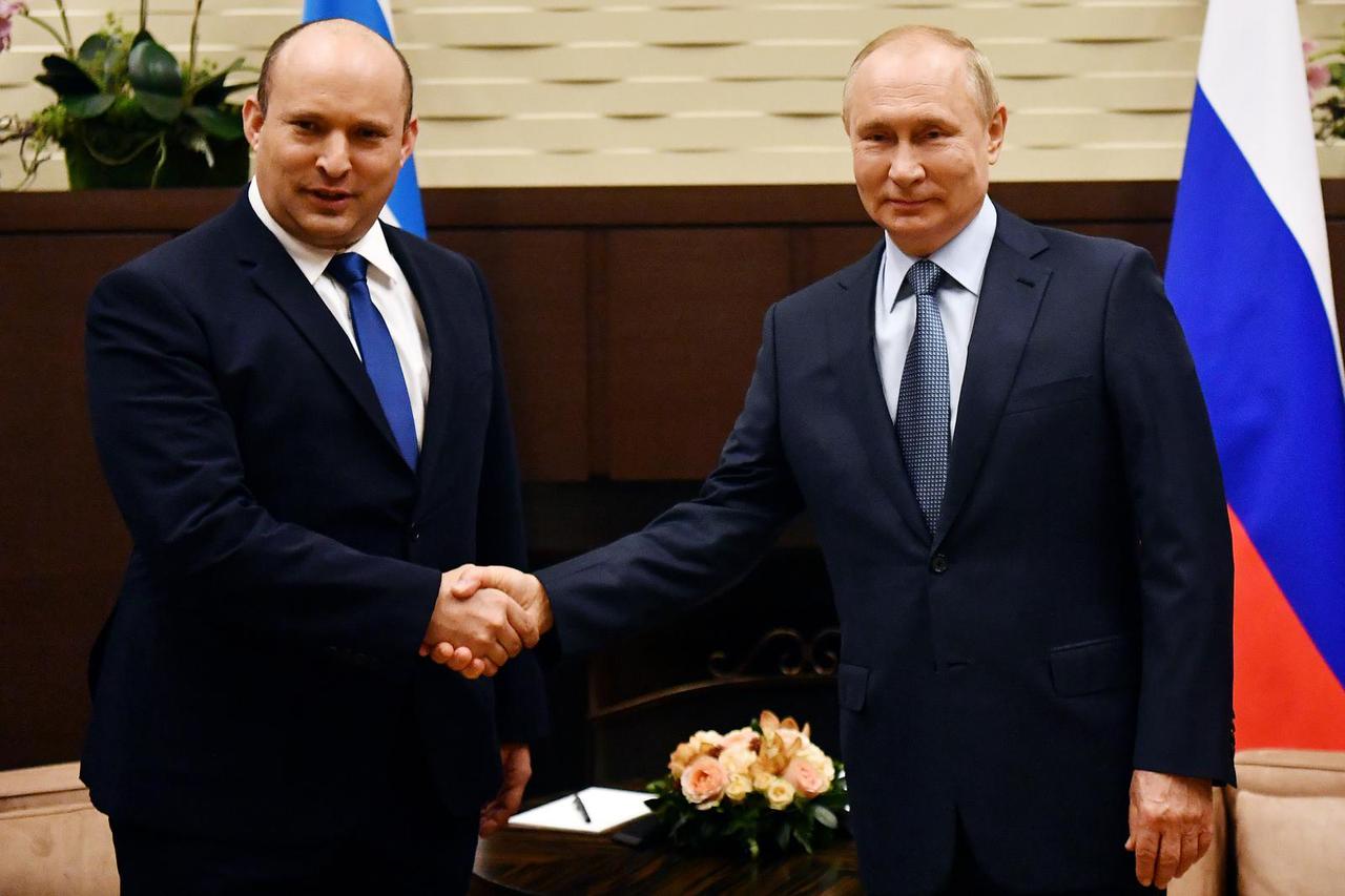 Russian President Putin meets with Israeli PM Bennett in Sochi