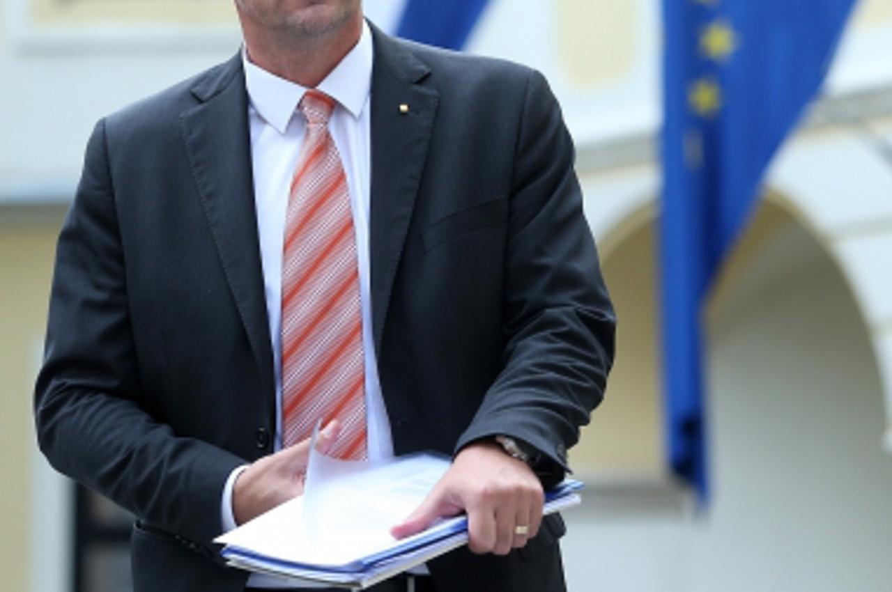 '18.09.2013., Zagreb - U Visokoj ulici u Drzavnoj rezidenciji sastali su se ministar Ivan Vrdoljak, Mladen Pejnovic, Csanyi Sandor i Zoltan Aldott radi pregovora Vlade RH i MOL-a oko INA-e. Photo: San