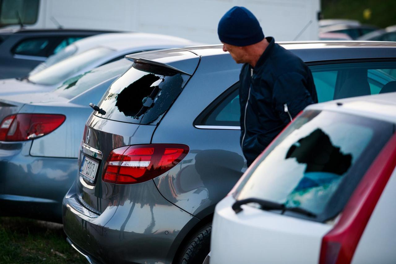 Split: Tijekom noći na parkiralištu u Ljubićevoj ulici oštećeno više automobila