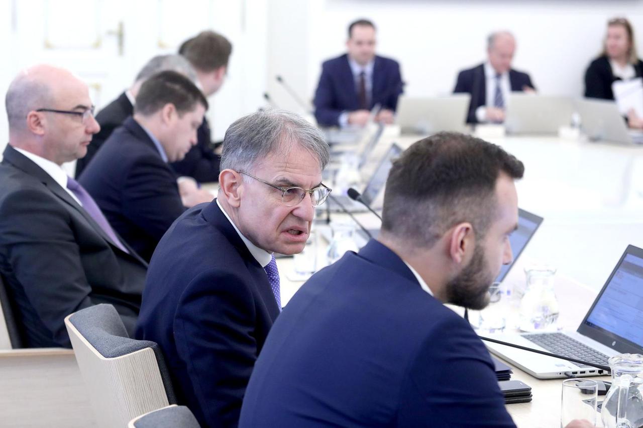 Vlada RH na sjednici o suzbijanju koronavirusa u Republici Hrvatskoj