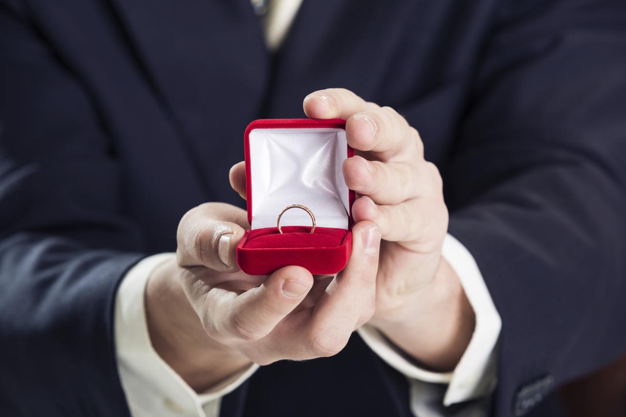 zaruke,prsten,prošnja