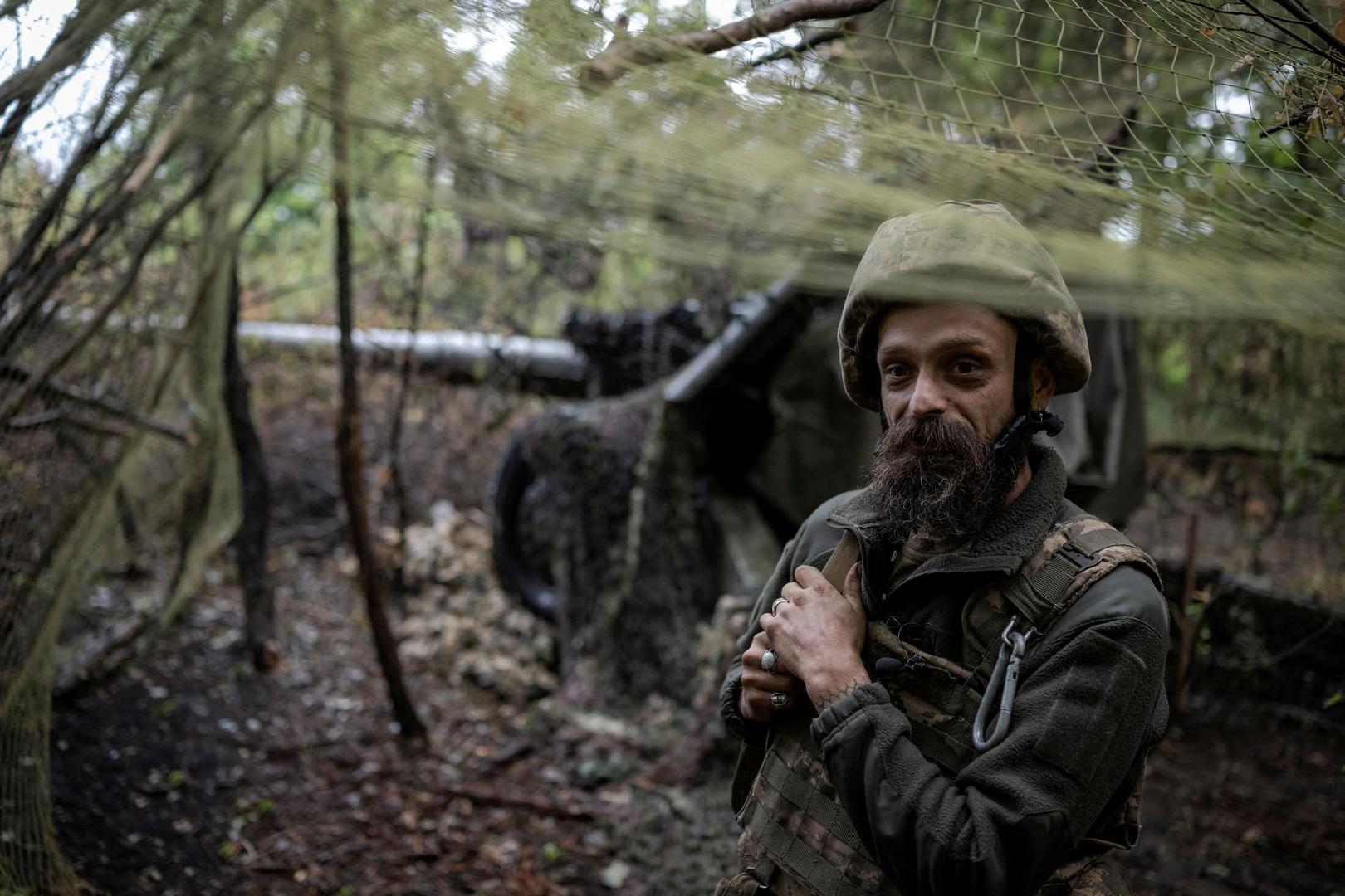An artilleryman of the 13th Operative Purpose Brigade 'Khartiia' of the National Guard of Ukraine waits to fire towards Russian troops, amid Russia's attack on Ukraine, near the village of Lyptsi in Kharkiv region, Ukraine June 17, 2024. REUTERS/Viacheslav Ratynskyi Photo: VIACHESLAV RATYNSKYI/REUTERS