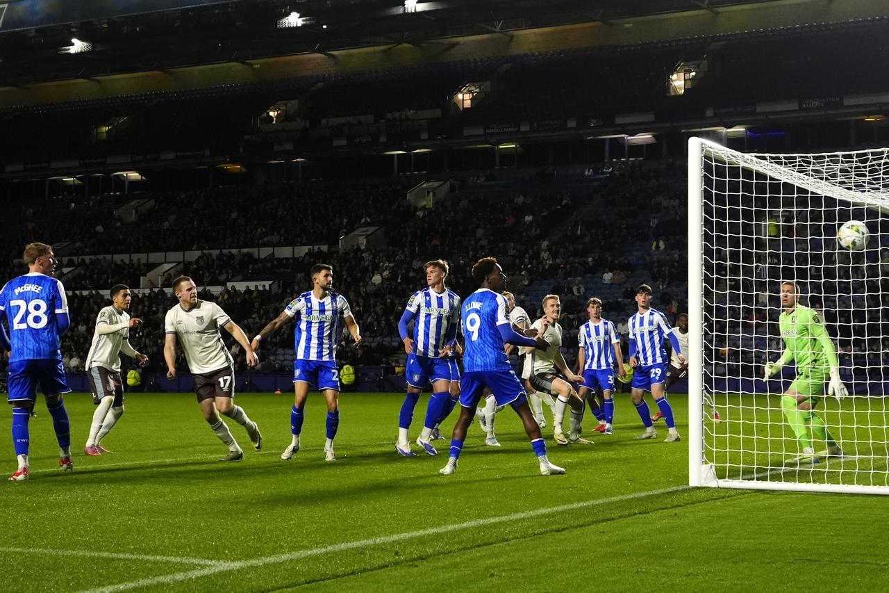 Sheffield Wednesday v Grimsby - Carabao Cup - Third Round - Hillsborough