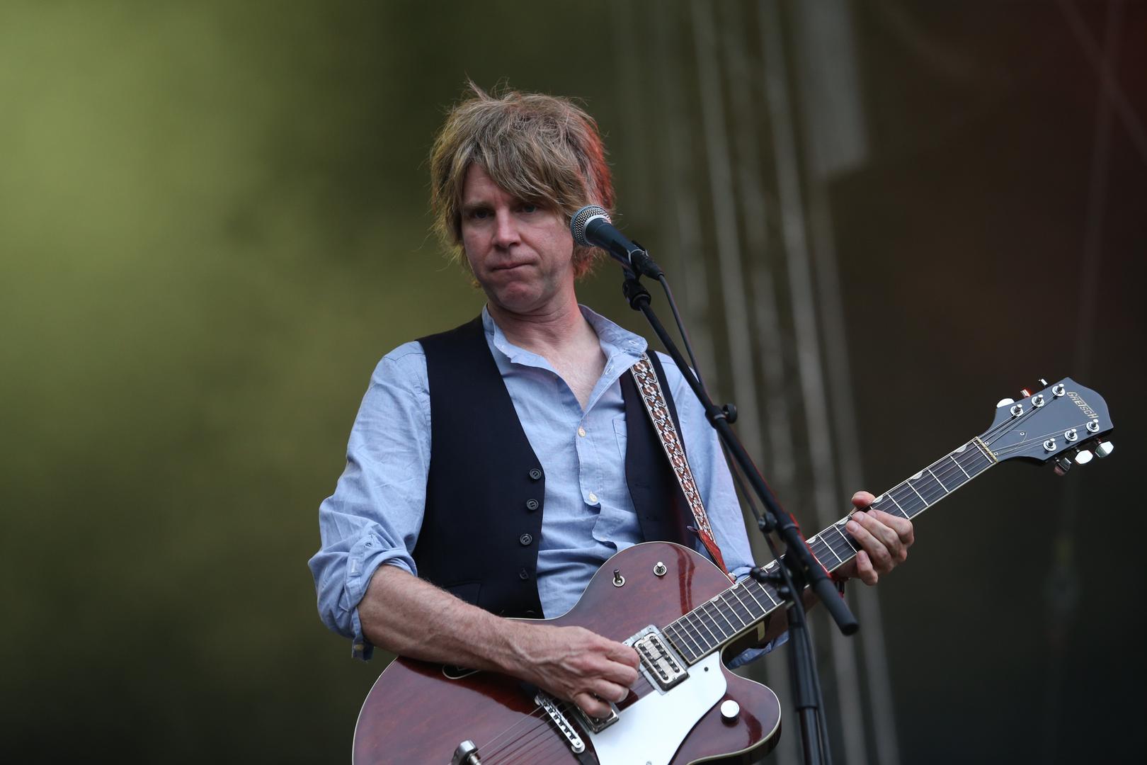 6. Wilco jednostavno ne može pogriješiti, a niz sjajnih albuma posljednjih 25 godina nastavili su i s novim “Ode to Joy” koji bi najlakše bilo opisati kao susret Wilca, Beatlesa i Neila Younga. Ekipa vrhunskih glazbenika jedna je od najboljih američkih rock postava svih vremena. I na ovom albumu demonstriraju nepogrešivu lakoću sklapanja pjesama prožetih tradicijom rocka, folka i eksperimentalnog art-rocka, sparenih s vrhunskim pop-senzibilitetom.