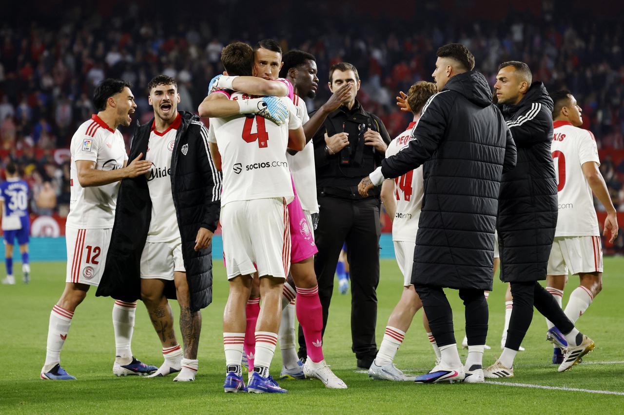 LaLiga - Sevilla v Atletico Madrid