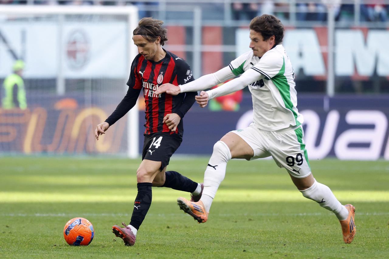 Serie A - AC Milan v U.S. Sassuolo