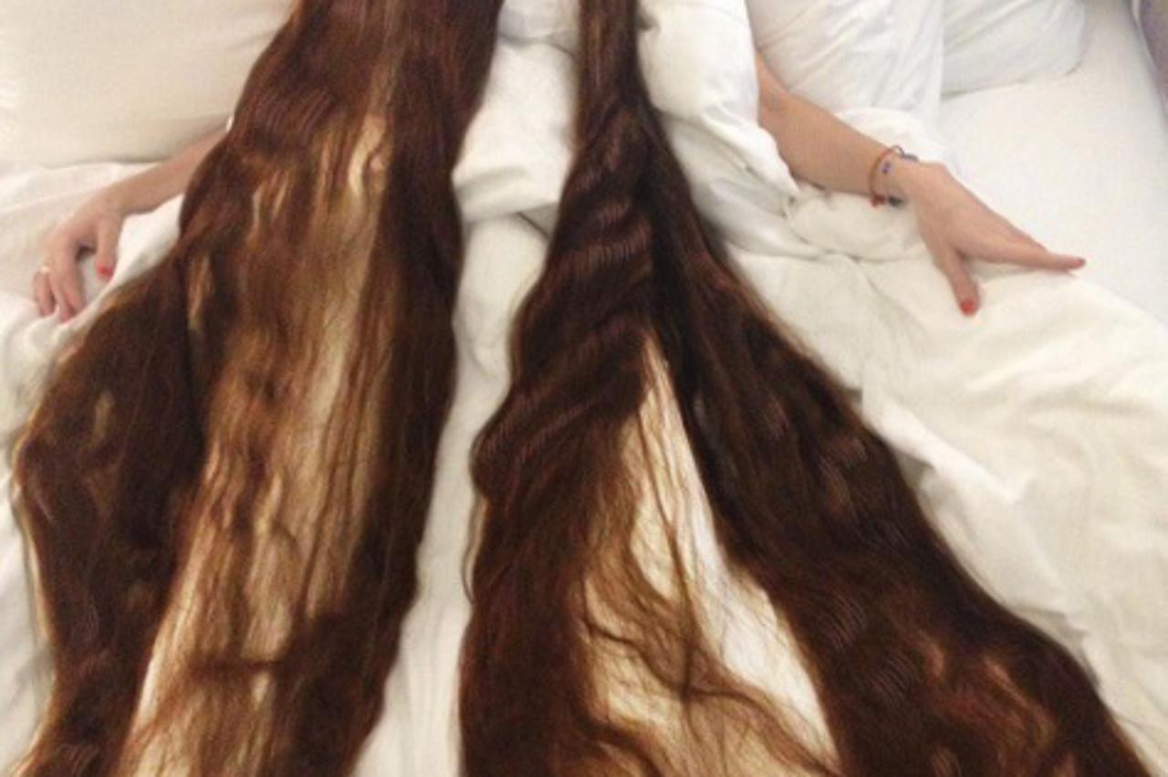 Zlatokosa iz Latvije, Aliia