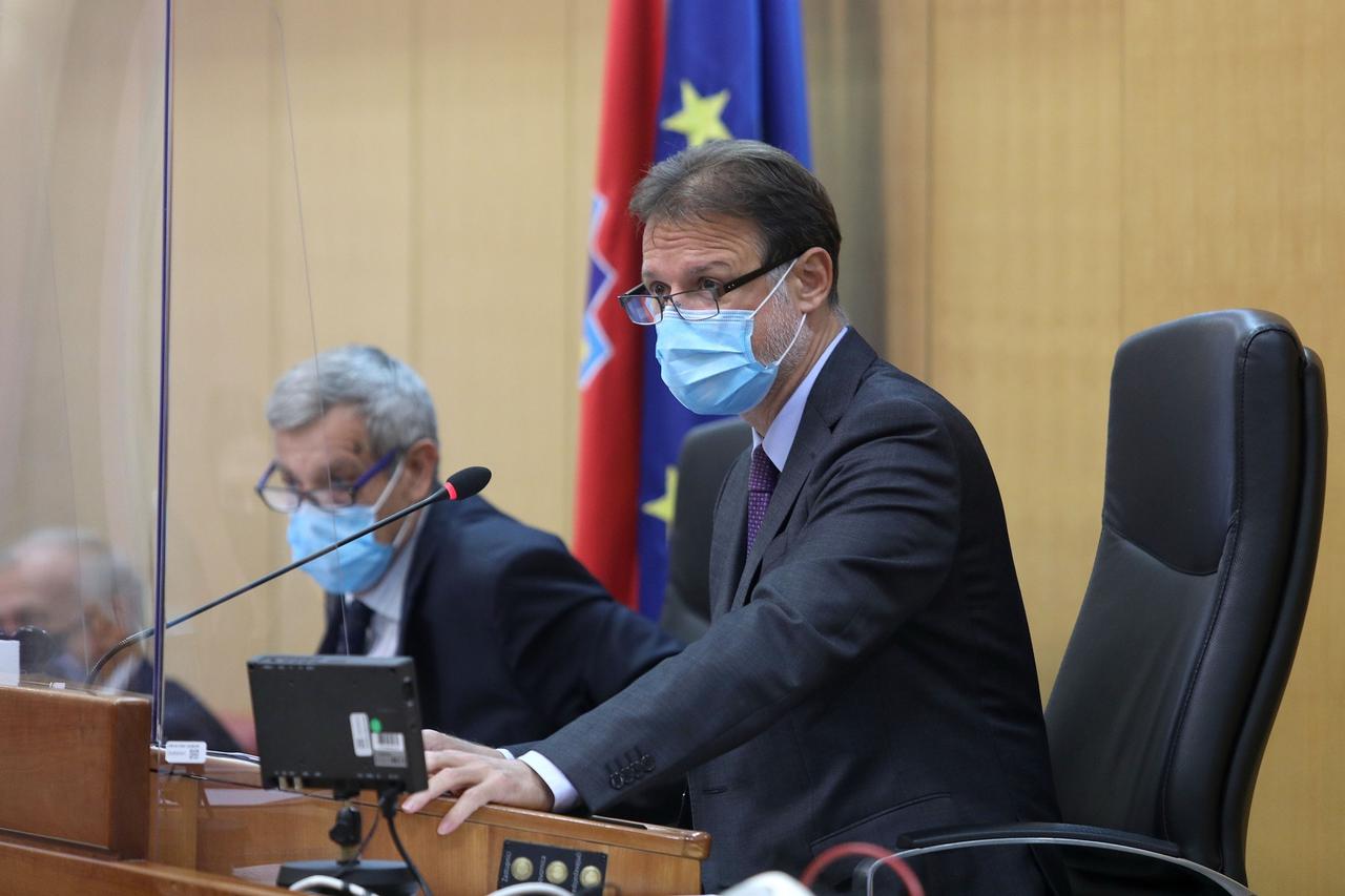 Sabor nastavio sjednicu raspravom o izmjeni i dopuni Poslovnika Hrvatskoga sabora