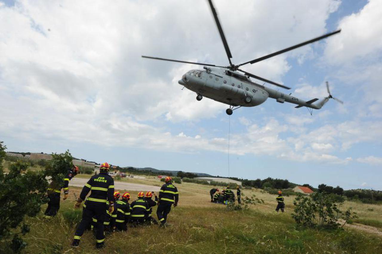 mi-8