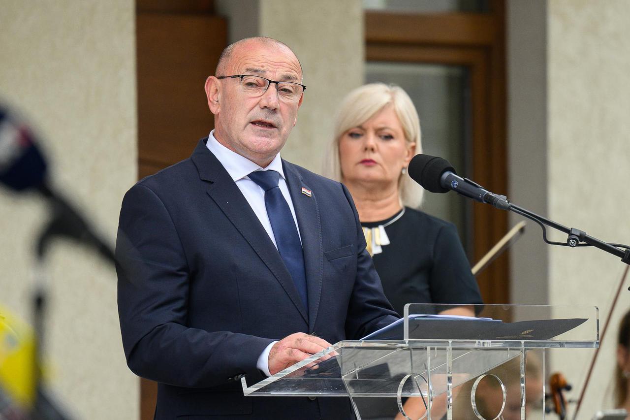 Komemoracija u povodu pokopa 500 hrvatskih žrtava u Donjem Maclju
