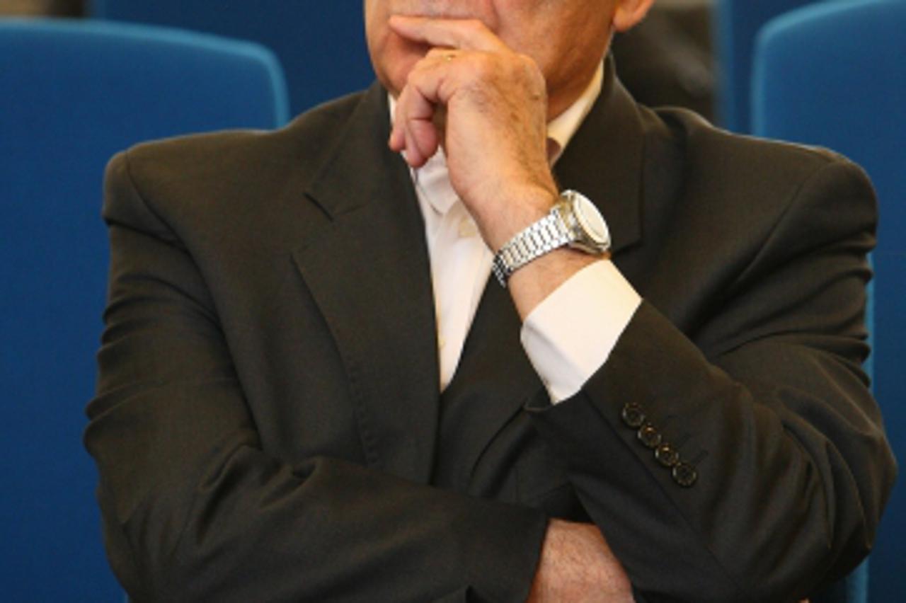 '29.03.2012., Zagreb - Na Zupanijskom sudu sudac Sinisa Plese objavio je presudu bivsem sucu Visokog trgovackog suda u Zagrebu Barisi Gasparu i jos sestorici optuzenih za primanje mita. Barisi Gasparu