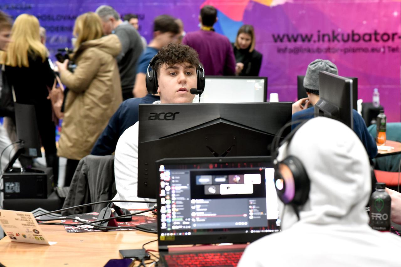 gaming