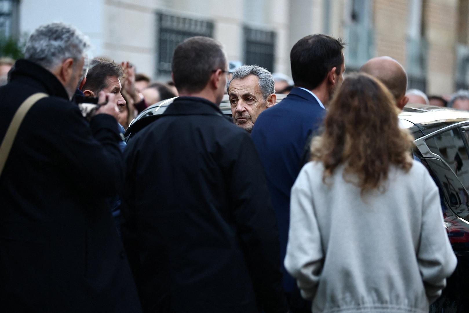 Former French President Nicolas Sarkozy is seen before leaving in a car on the day of his incarceration at the Sante prison to begin his five-year prison sentence for criminal conspiracy over attempts to raise campaign funds from Libya, in Paris, France, October 21, 2025. REUTERS/Sarah Meyssonnier Photo: Sarah Meyssonnier/REUTERS