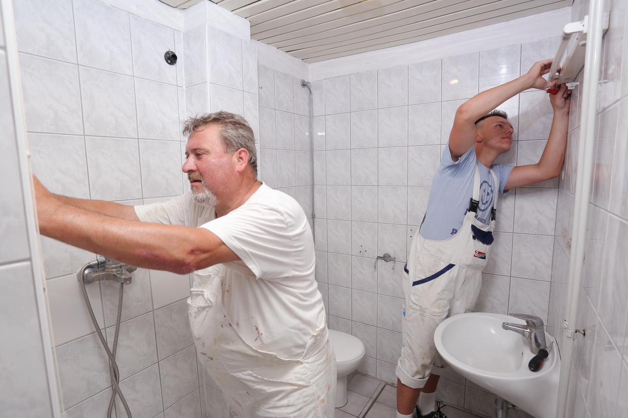 Svečanost dodjele plaketa zahvale za uređenje prostorija Klinike Vuk Vrhovac