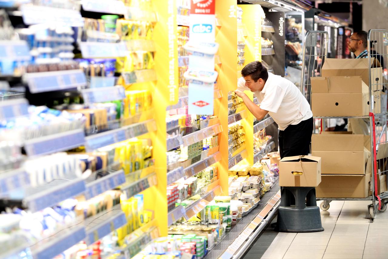 Zagreb: SuperKonzum na Radni?koj cesti