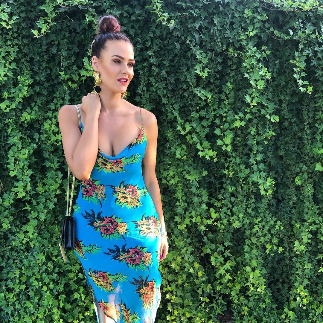 Tvrdi kako joj je pri bržem oporavku nakon operacije pomoglo vježbanje, a svoju nevjerojatnu promjenu i savjete za zdrav način života objavljuje na svojem profilu na Instagramu. 