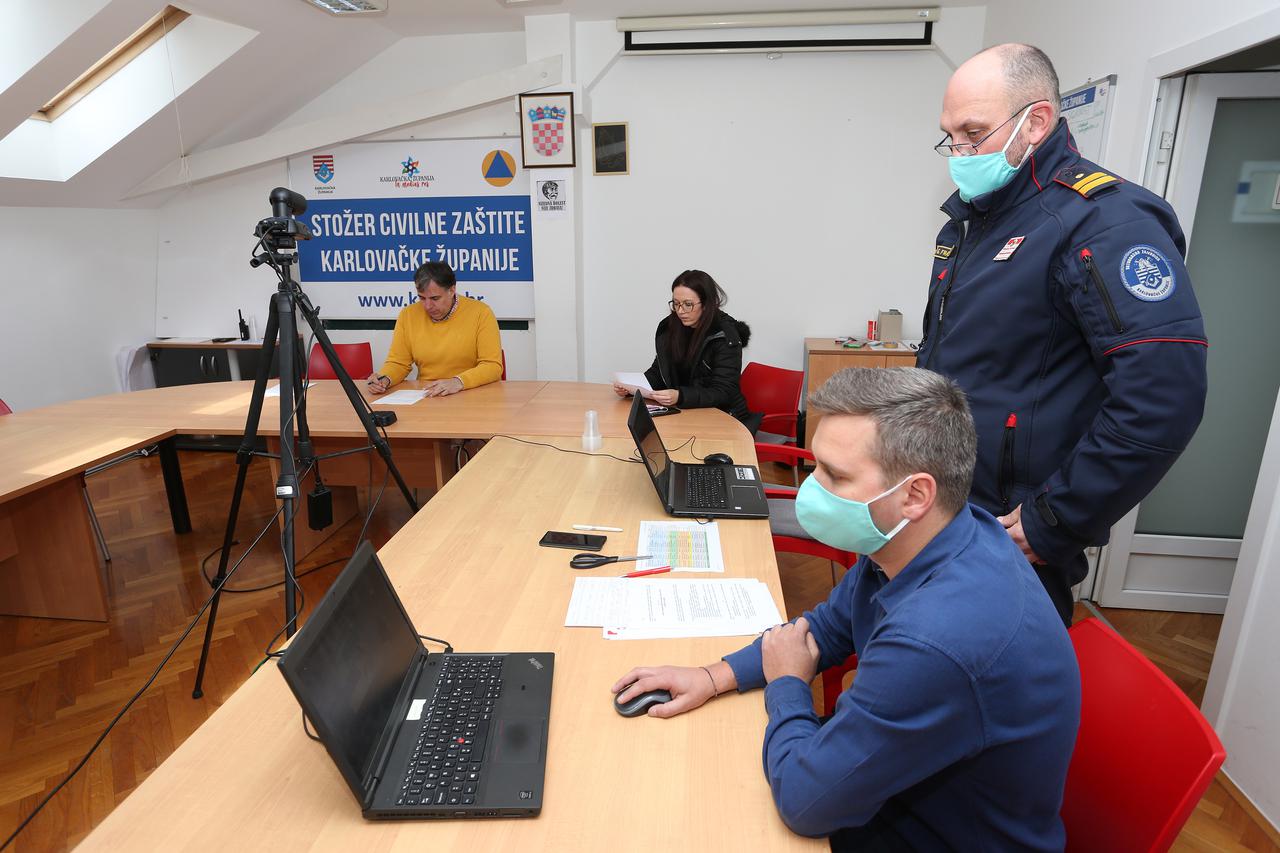Online konferencija Karlovačkog stožera