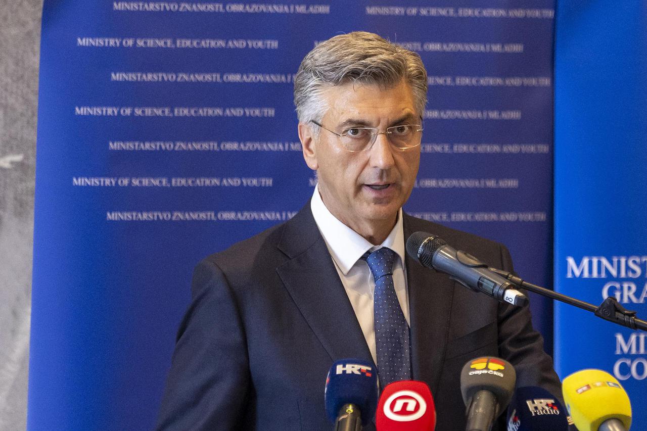 Đakovo: Andrej Plenković sudjelovao je na prvoj sjednici Vijeća za regionalni razvoj