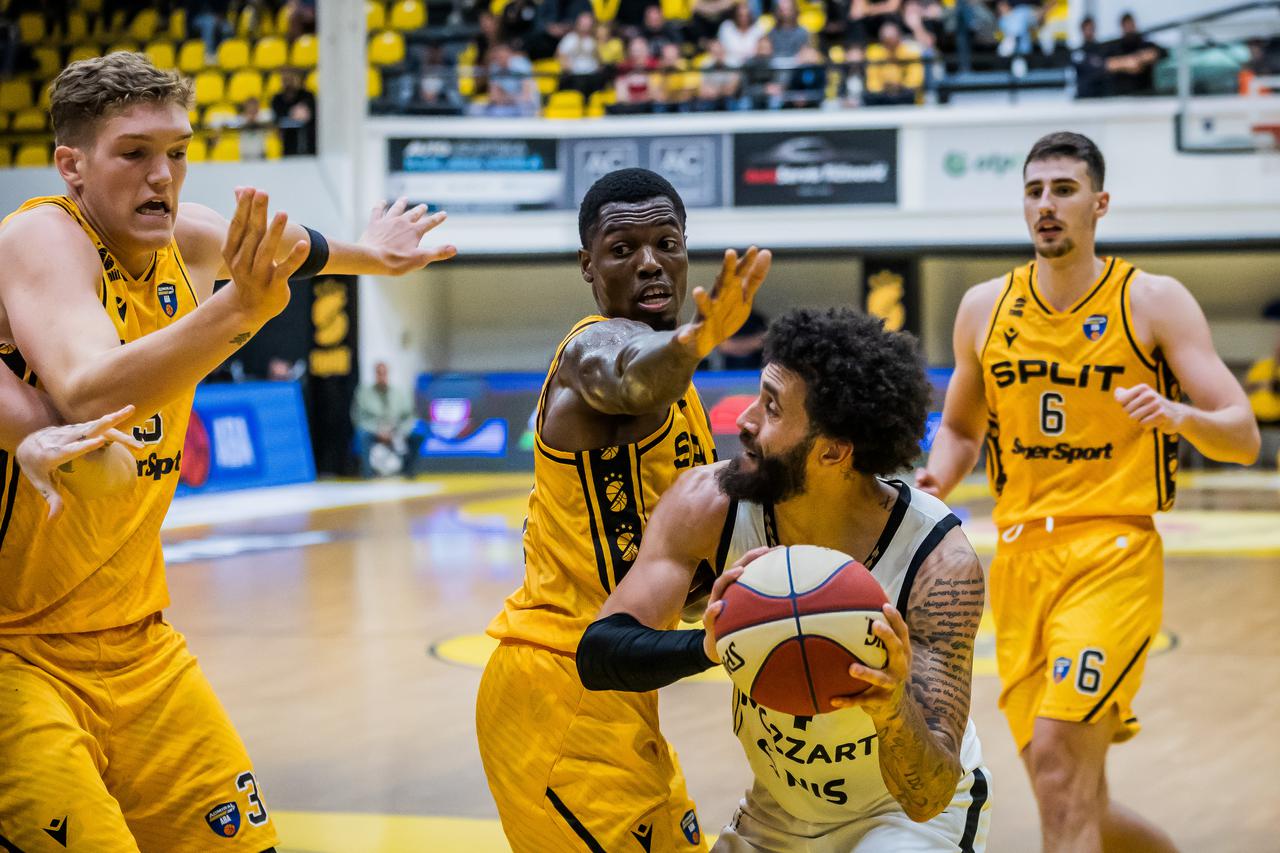 Split: Košarkaška utakmica između KK Split I KK Partizan