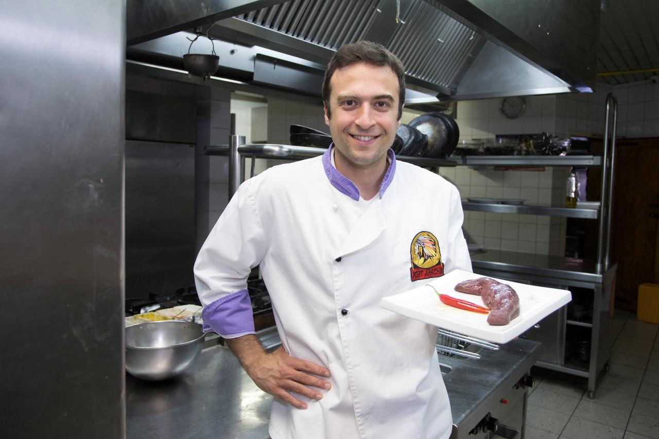 11.06.2014., Samobor -  Leona Paraminski i Marko Lusic otkrili su novinarima okupljenim  u Steakhouseu Fort Apache tajnu svog omiljenog steaka te prezentirali sljubljivanje mesnih jela i vina. Marko Lusic.   Photo: Davor Puklavec/PIXSELL