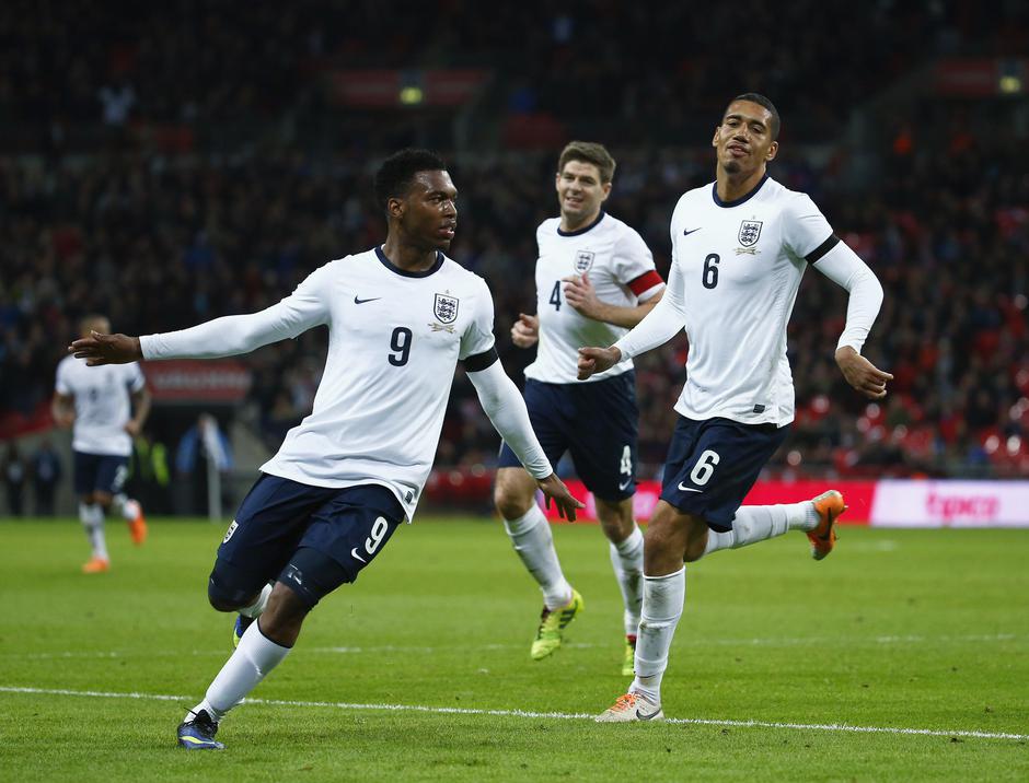 Steven Gerrard i Daniel Sturridge