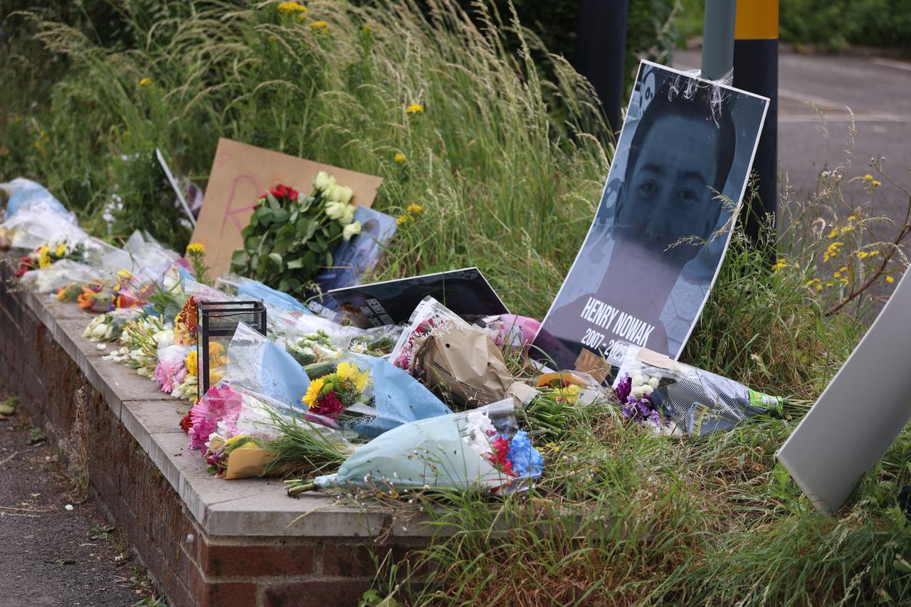 Tributes and flowers for Henry Nowak 