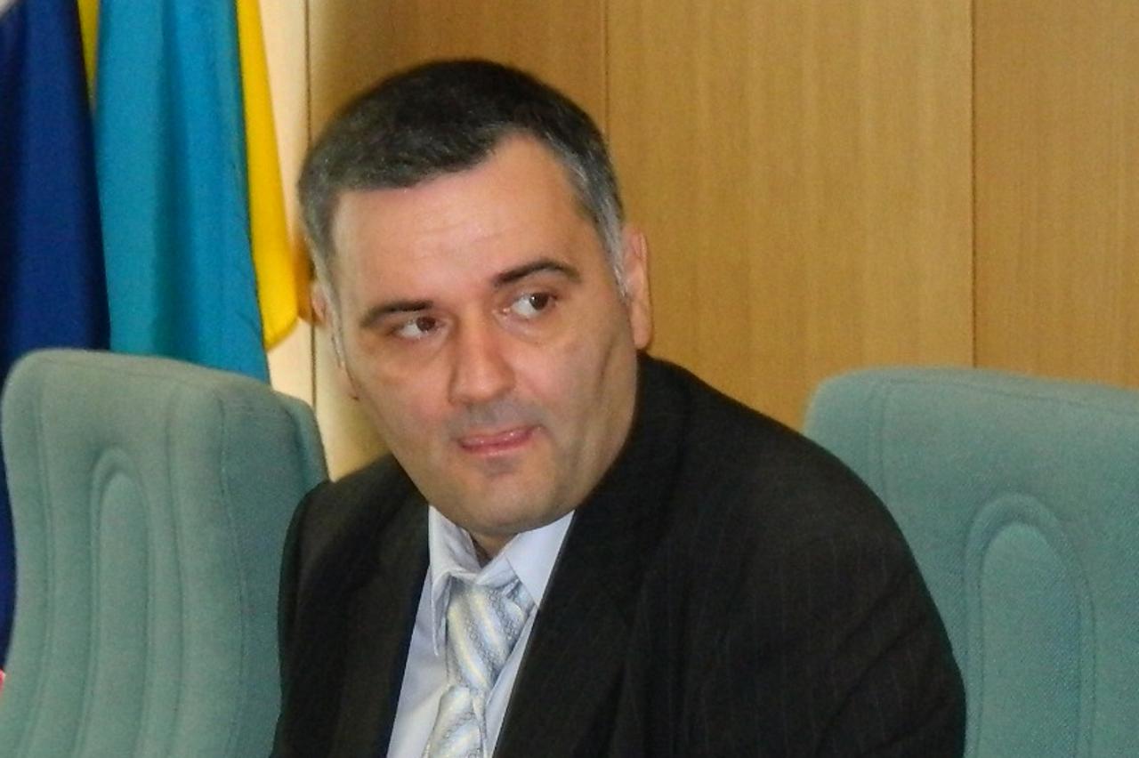 Damir Grizelj  