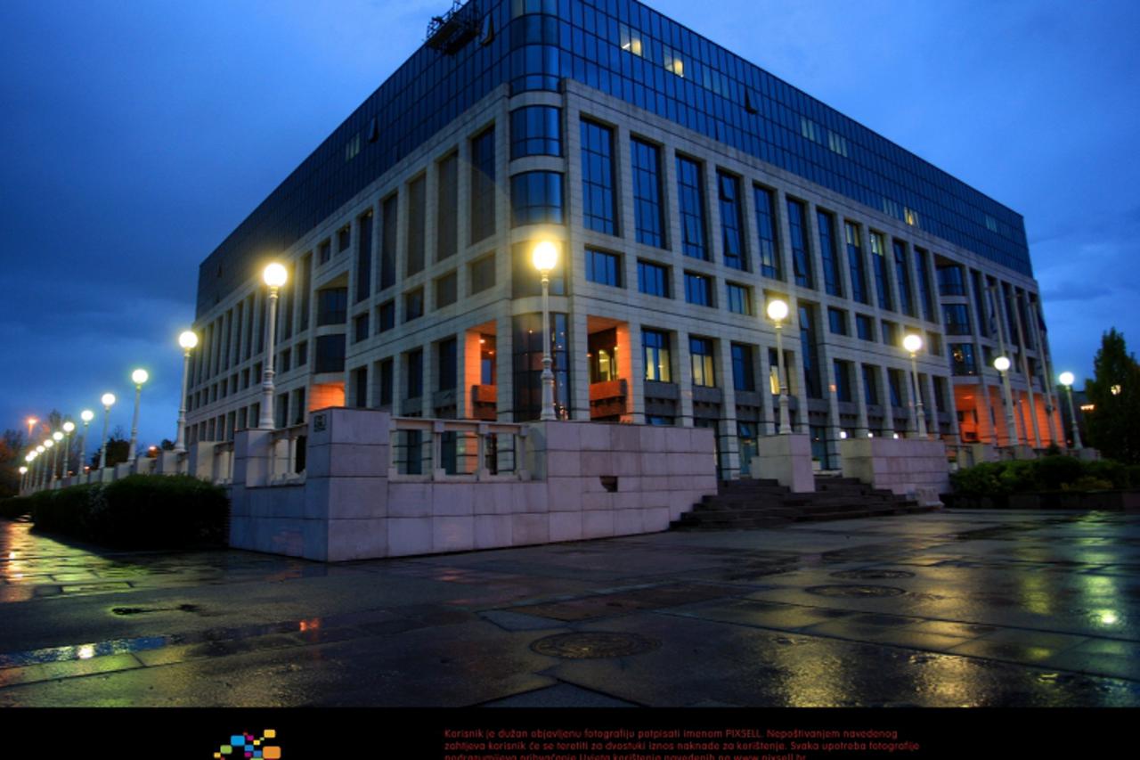 '12.04.2011. Avenija Dubrovnik. Zagreb - Upravna zgrada INA-e. Photo: Boris Scitar/PIXSELL'