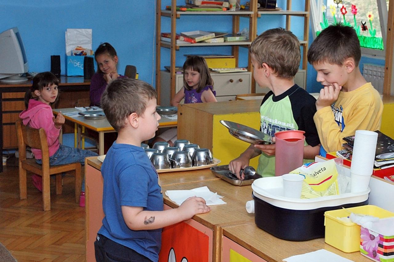 'vrtic_pxl_sis_101110'