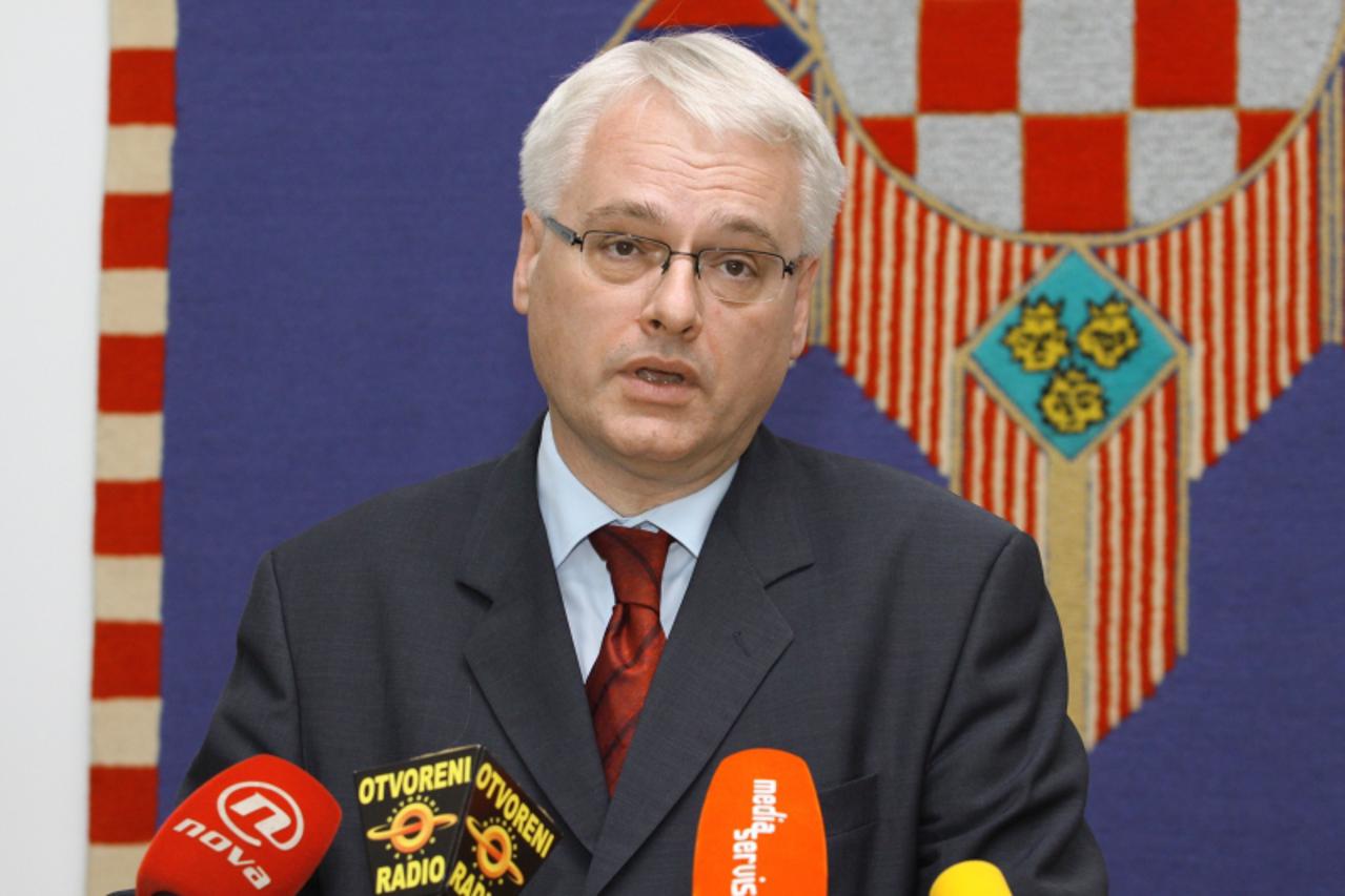 '30.06.2010., Zagreb -  Pantovcak, Ured predsjednika, sastanak predsjednika Ive Josipovica s predstavnicima poljoprivrednih udruga. Photo: Zarko Basic/PIXSELL'