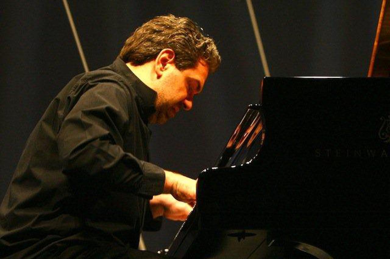 lovro pogorelić u lisinskom 