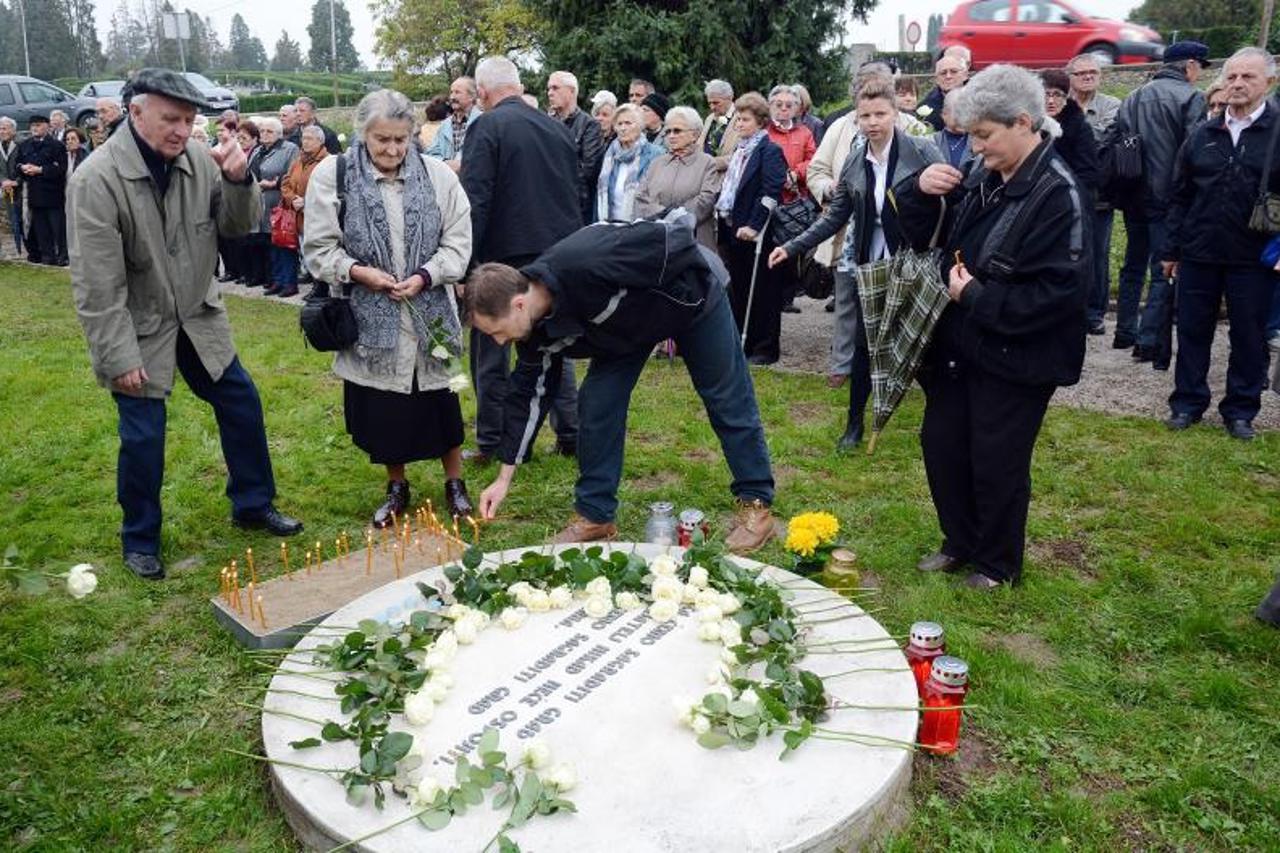 komemoracija, dječji logor sisak