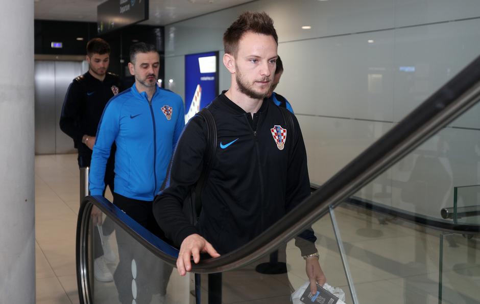 Hrvatska  reprezentacija otputovala u Budimpeštu na kvalifikacijsku utakmicu protiv Mađarske