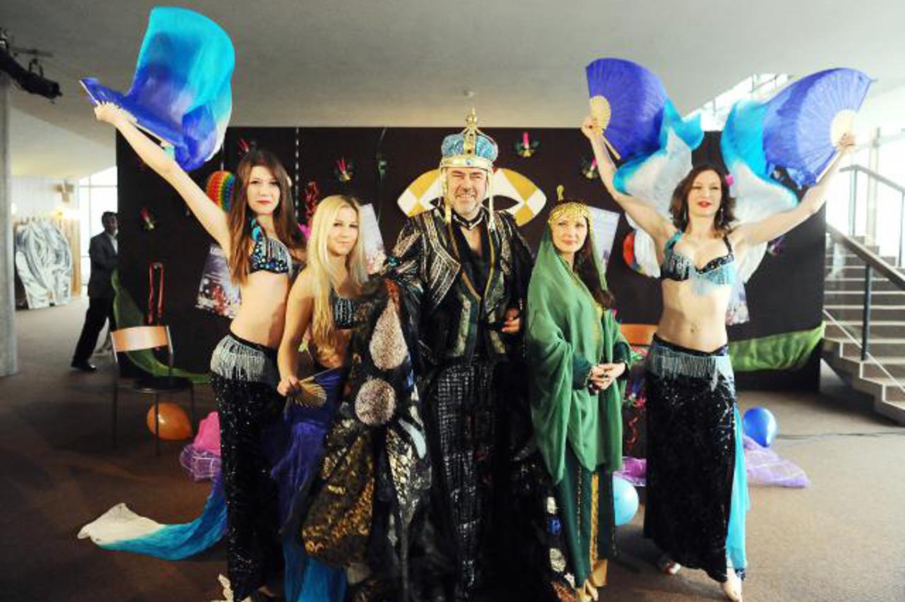 lisinski pod maskama (1)