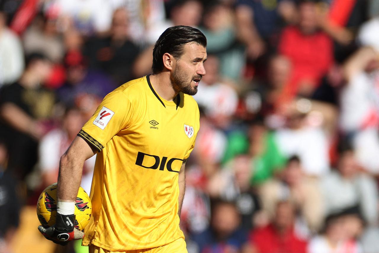 LaLiga - Rayo Vallecano v FC Barcelona