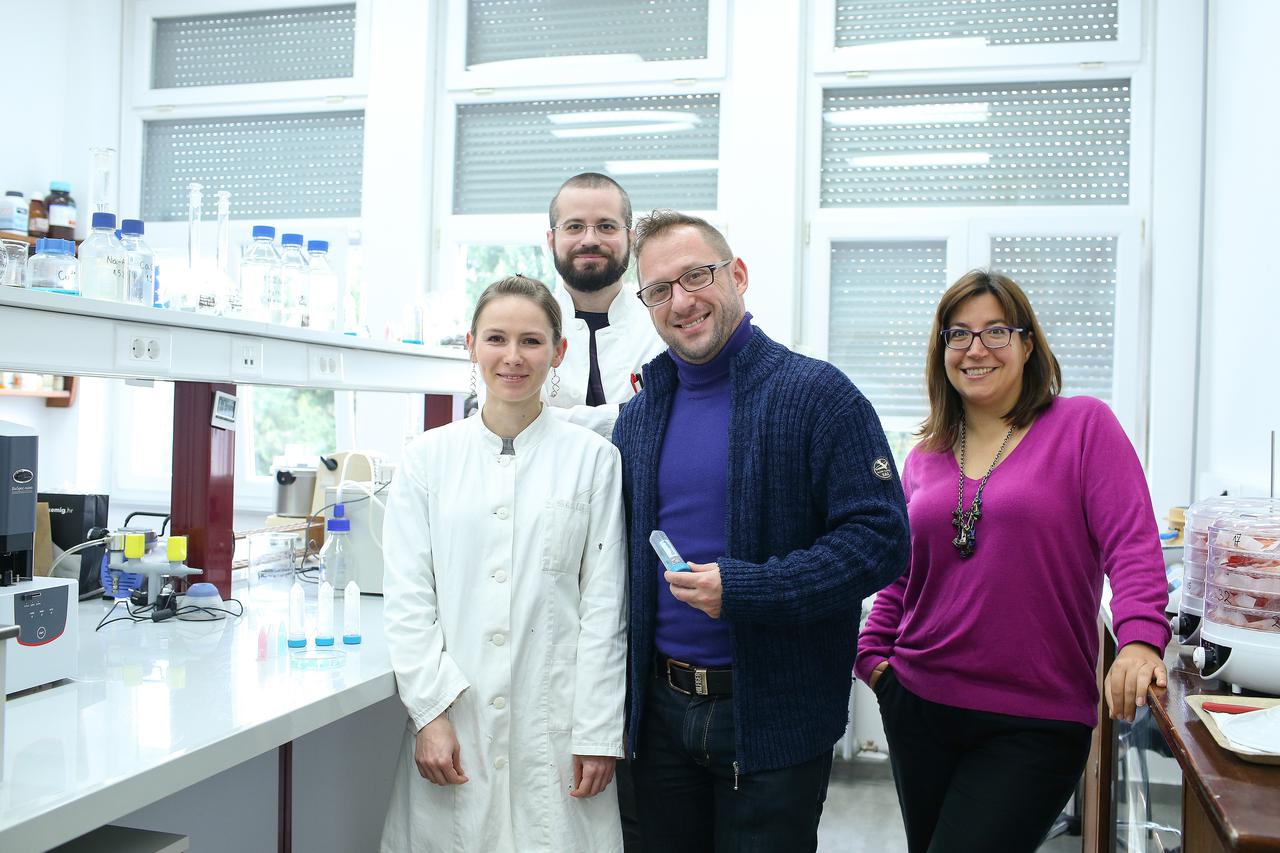 Projekt Makabi, pametna kapsula s vremenskim otpuštanjem koja štiti biljke u razvoju