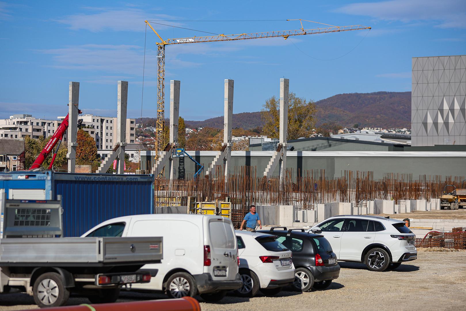 Cijena novog stadiona, tj. ponuda Strabaga koji izvodi posao je 37,87 milijuna eura bez PDV-a

