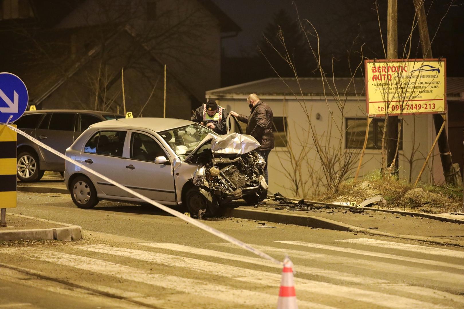 25.01.2021., Zagreb - Prometna nesreca na Sesvetskoj cesti u kojoj je jedna osoba smrtno stradala. Photo: Emica Elvedji/PIXSELL