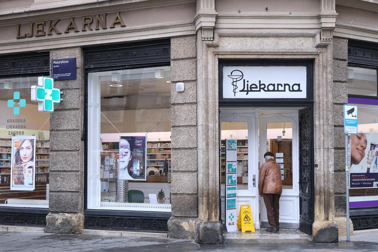 Zagreb: U ljekarnama povećana potražnja za lijekovima za ublažavanje simptoma gripe