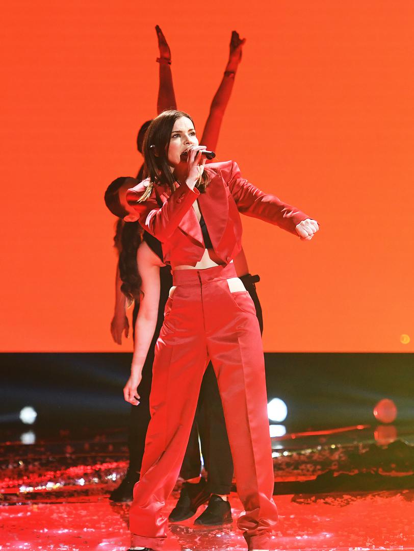 Dvije godine kasnije se predstavila kao autorica bosansko-hercegovačke pjesme "In the disco" i završila na devetom mjestu. 