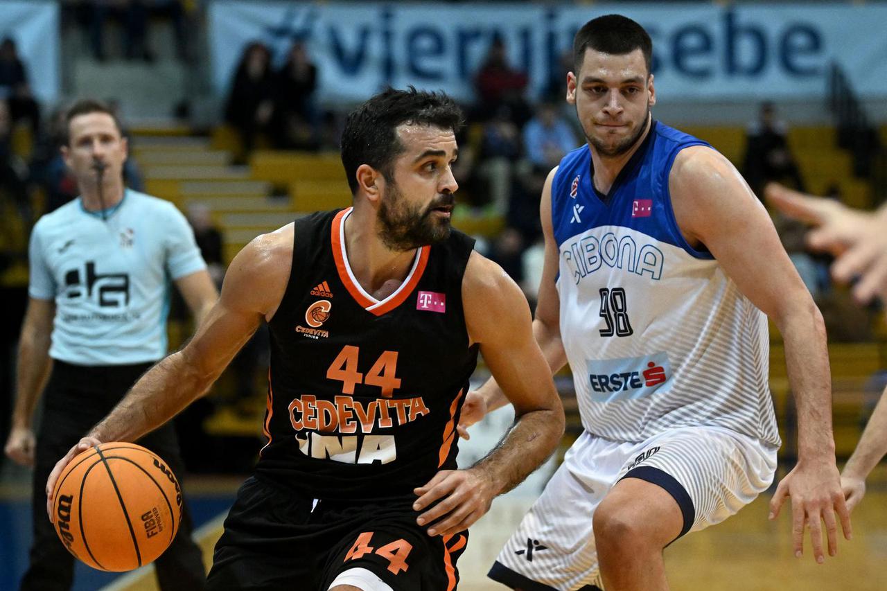 Zagreb: Košarkaška HT Premijer liga, KK Cibona - KK Cedevita Junior
