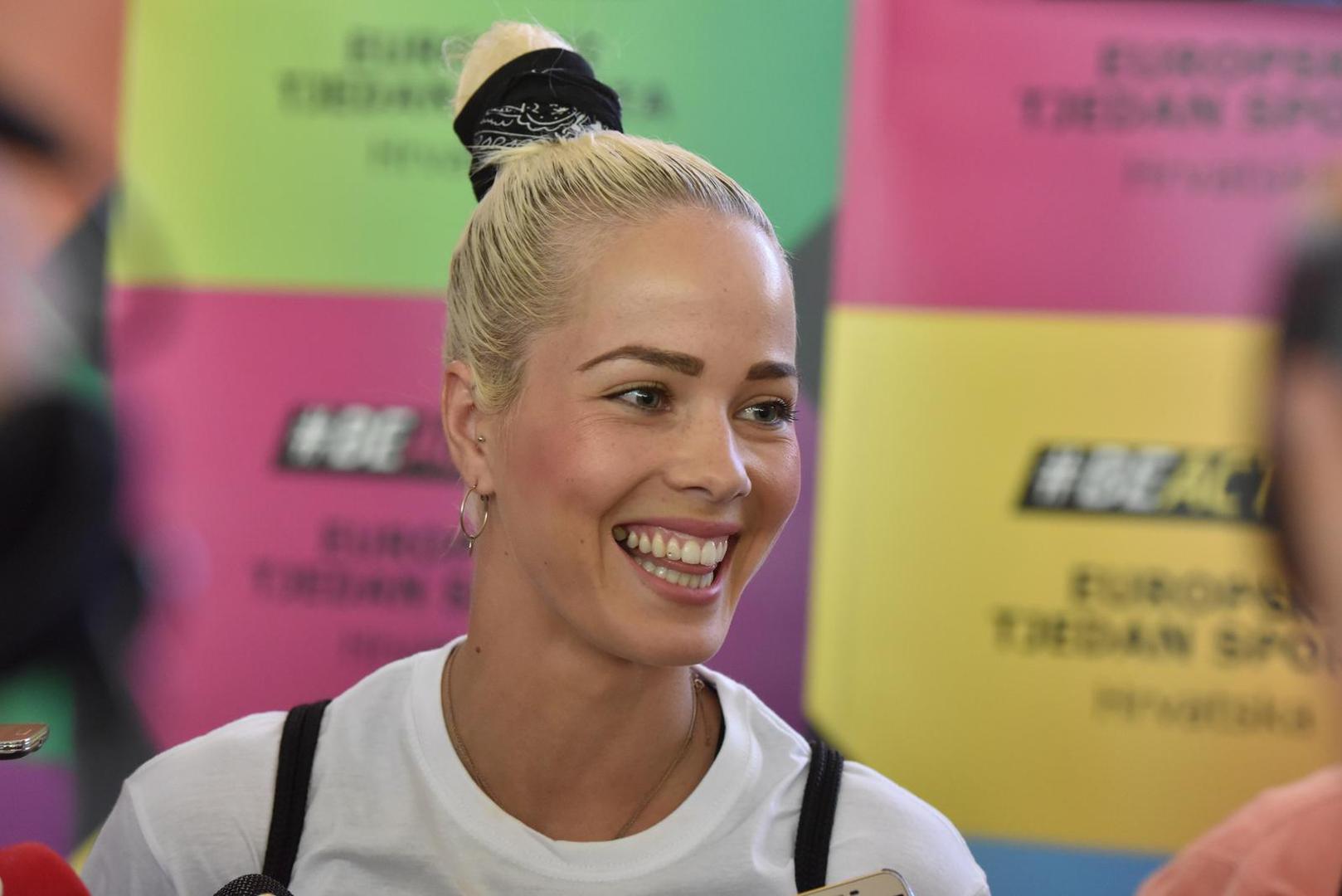 Danas uz kćerkicu Taru i sina Noela uživa u obiteljskom životu, a od 2015. godine u braku je s Markom Sandrićem.