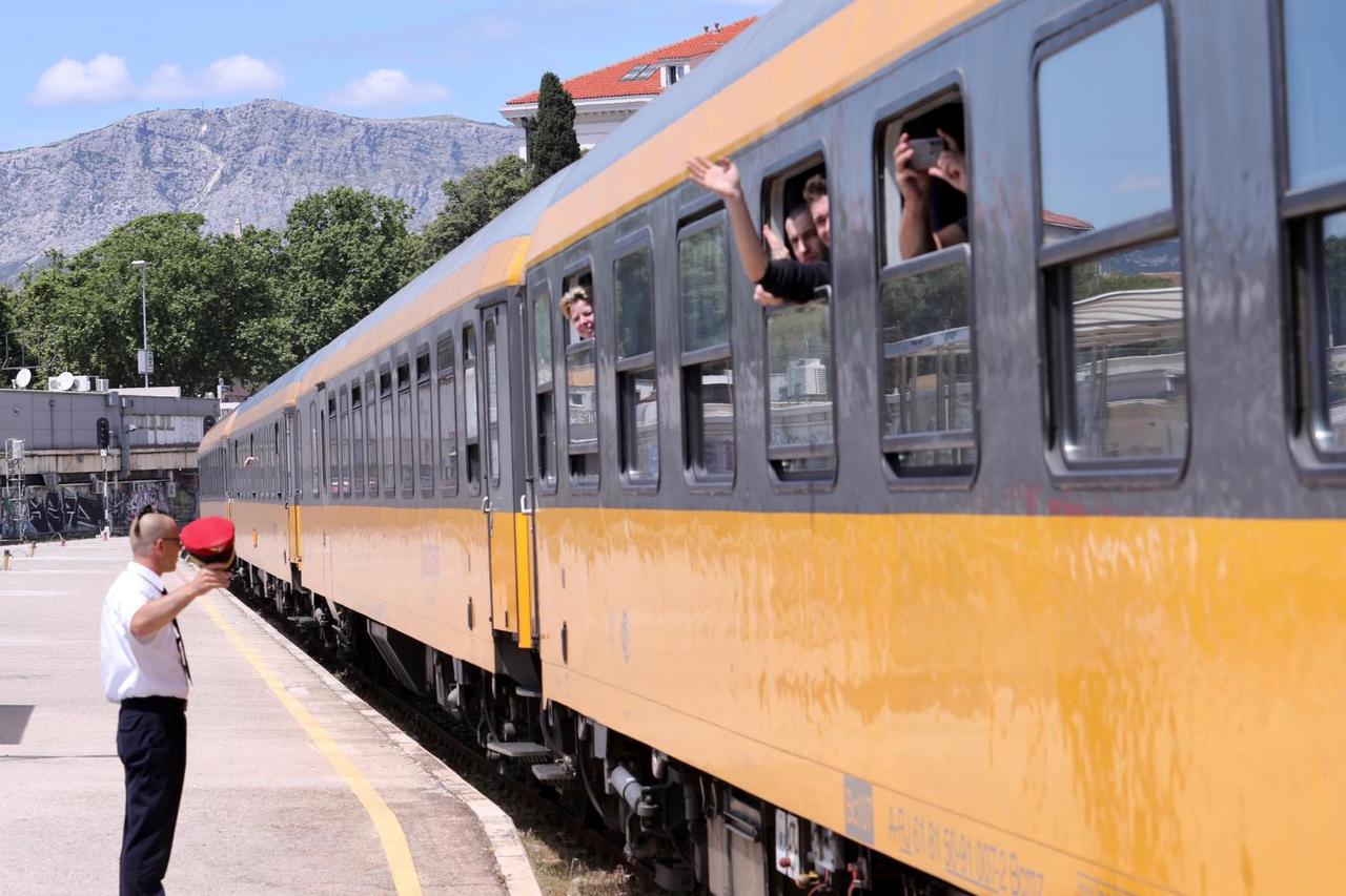 U Split stigao prvi vlak s češkim, slovačkim i mađarskim turistima
